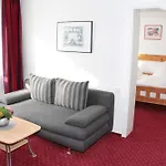 An Der Sonne & Restaurant Zum Schneiger Schoenwald im Schwarzwald