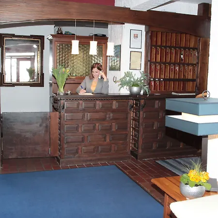 Szálloda An Der Sonne & Restaurant Zum Schneiger 3*