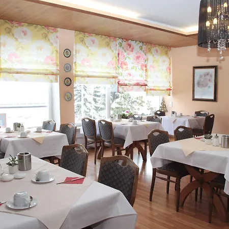 An Der Sonne & Restaurant Zum Schneiger 3*