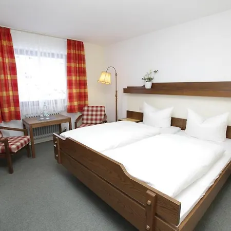 Szálloda An Der Sonne & Restaurant Zum Schneiger